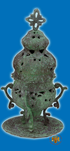 Gianiotiko Style A Antique Standing Oil Candle